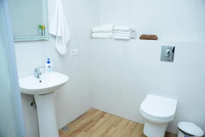 D-S Apartament In Kutaisi Exterior foto